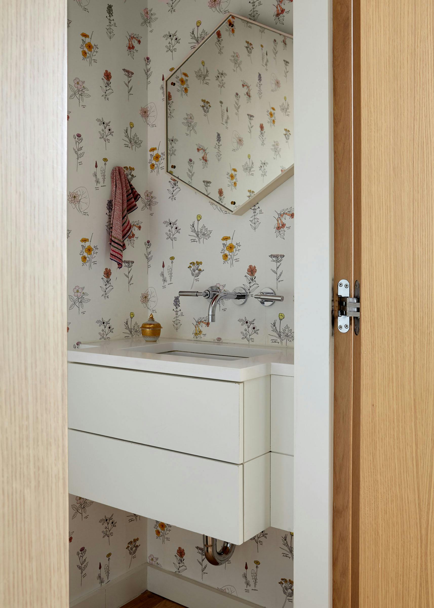 2018 02 19 BW 28737 X