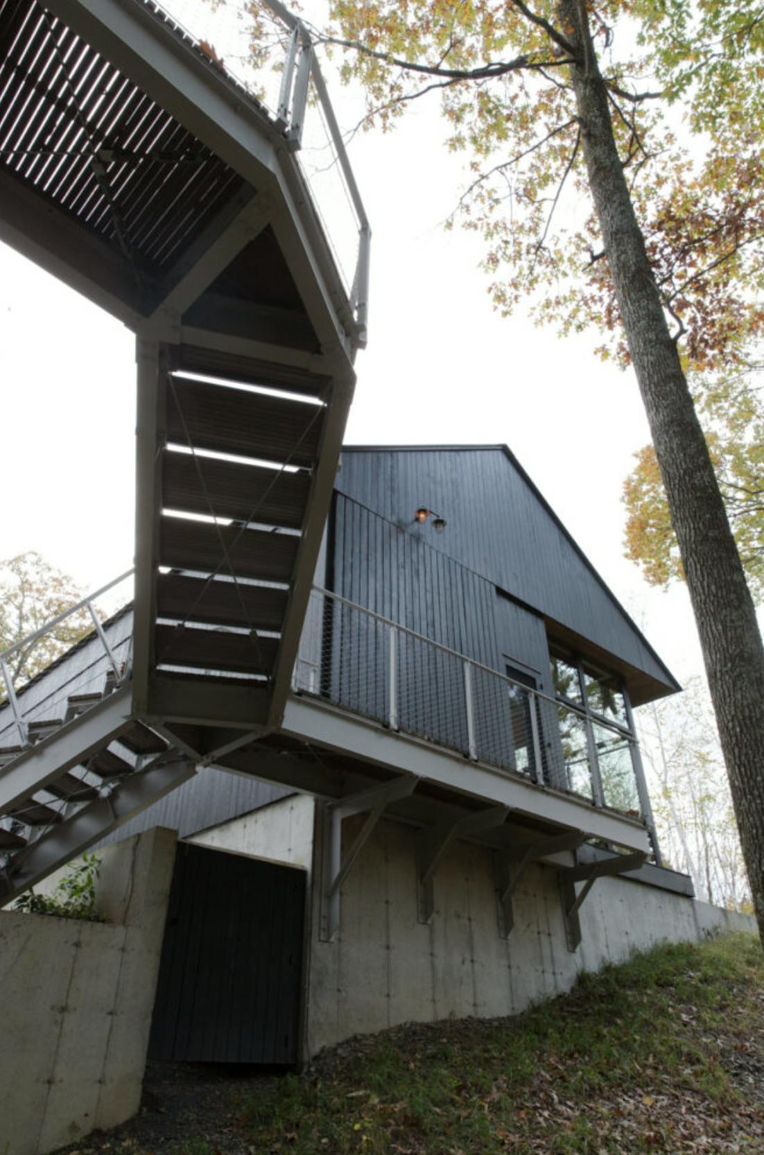 Barlis Wedlick Fox Hall BW Ferry 12 72dpi