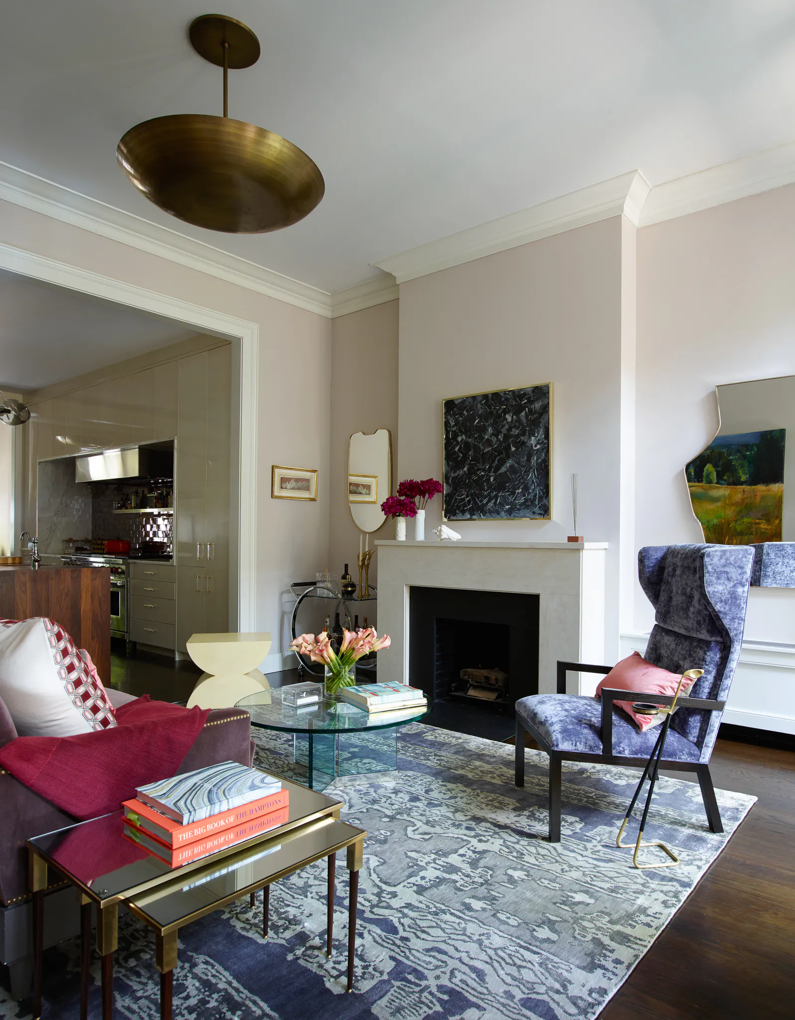 West82nd Living2 V