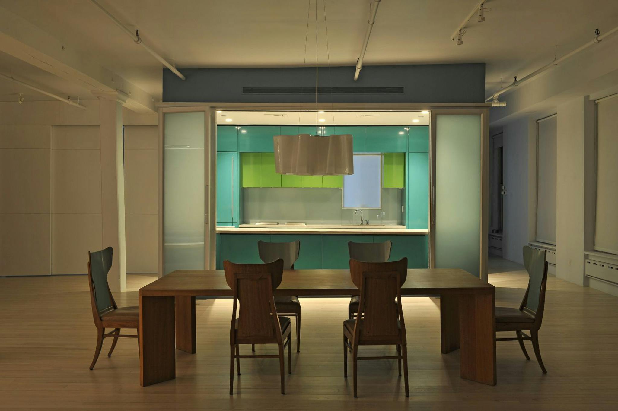 Soho Loft diningroom Barlis Wedlick 4