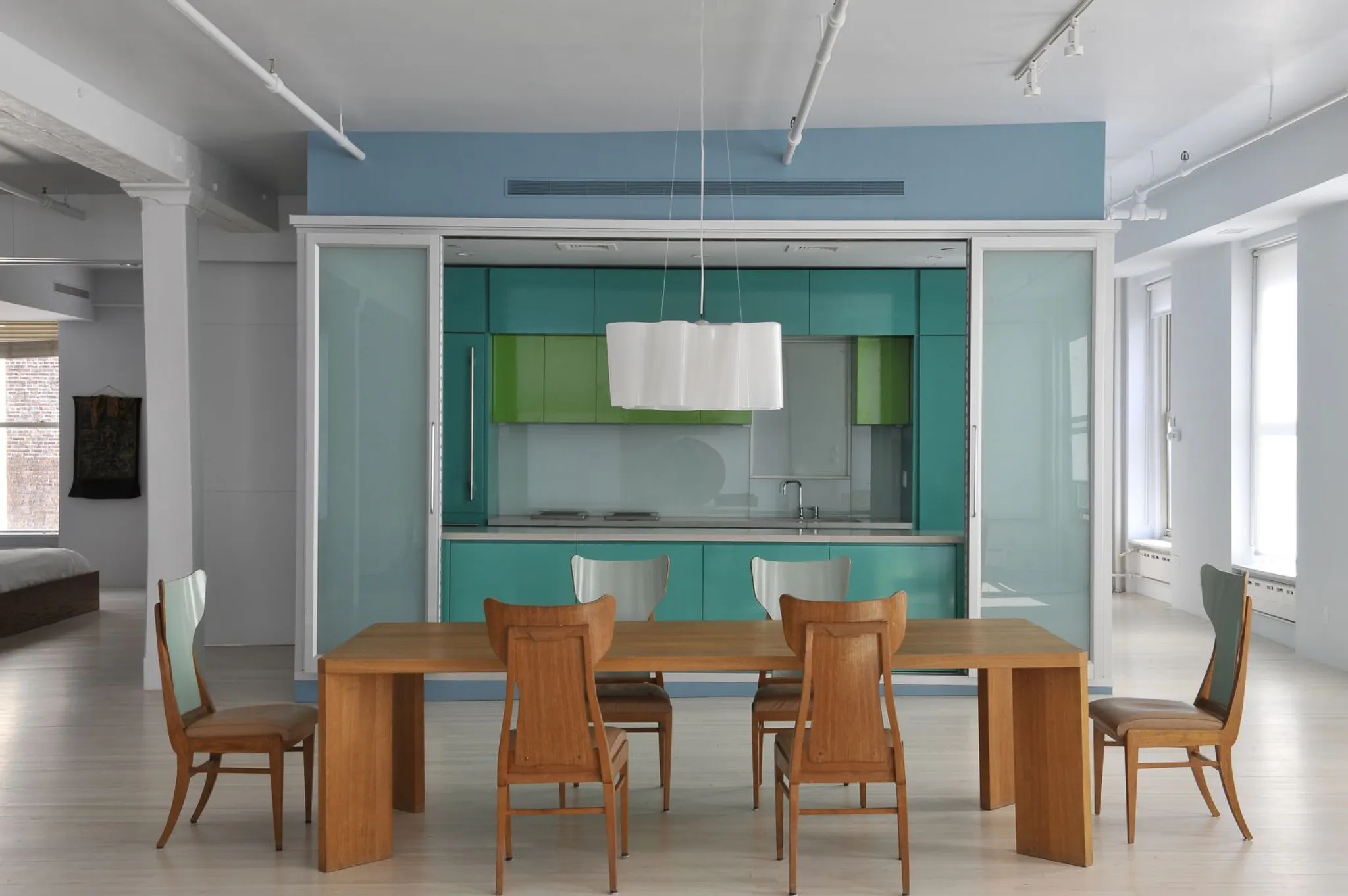Soho Loft diningroom Barlis Wedlick 7