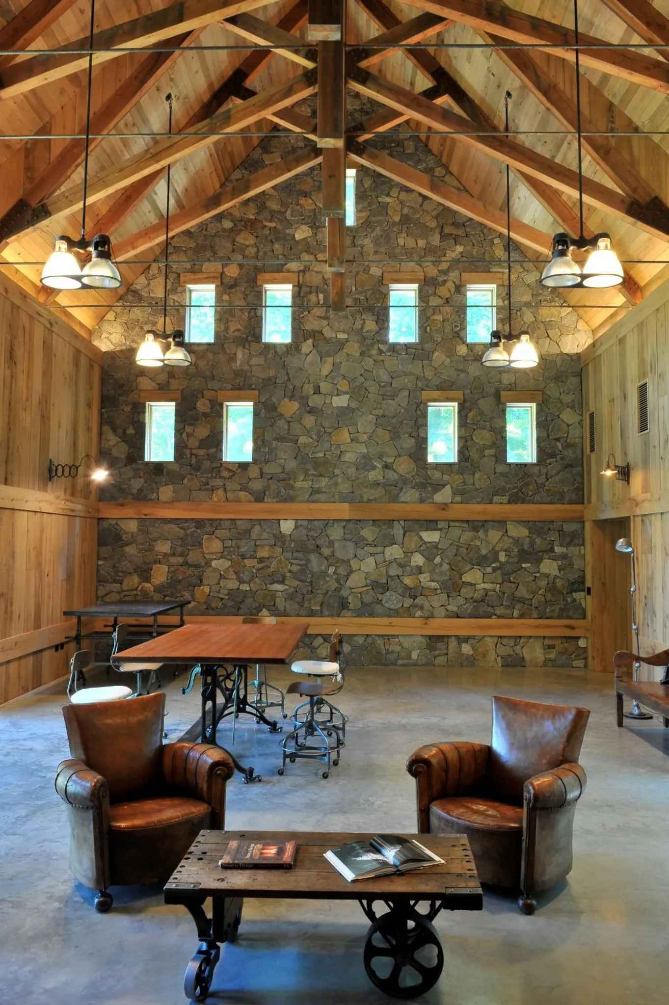 Studio Barn livingroom Balis Wedlick 2