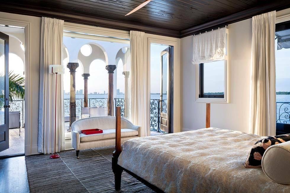 S Frances 131212 1372 C p