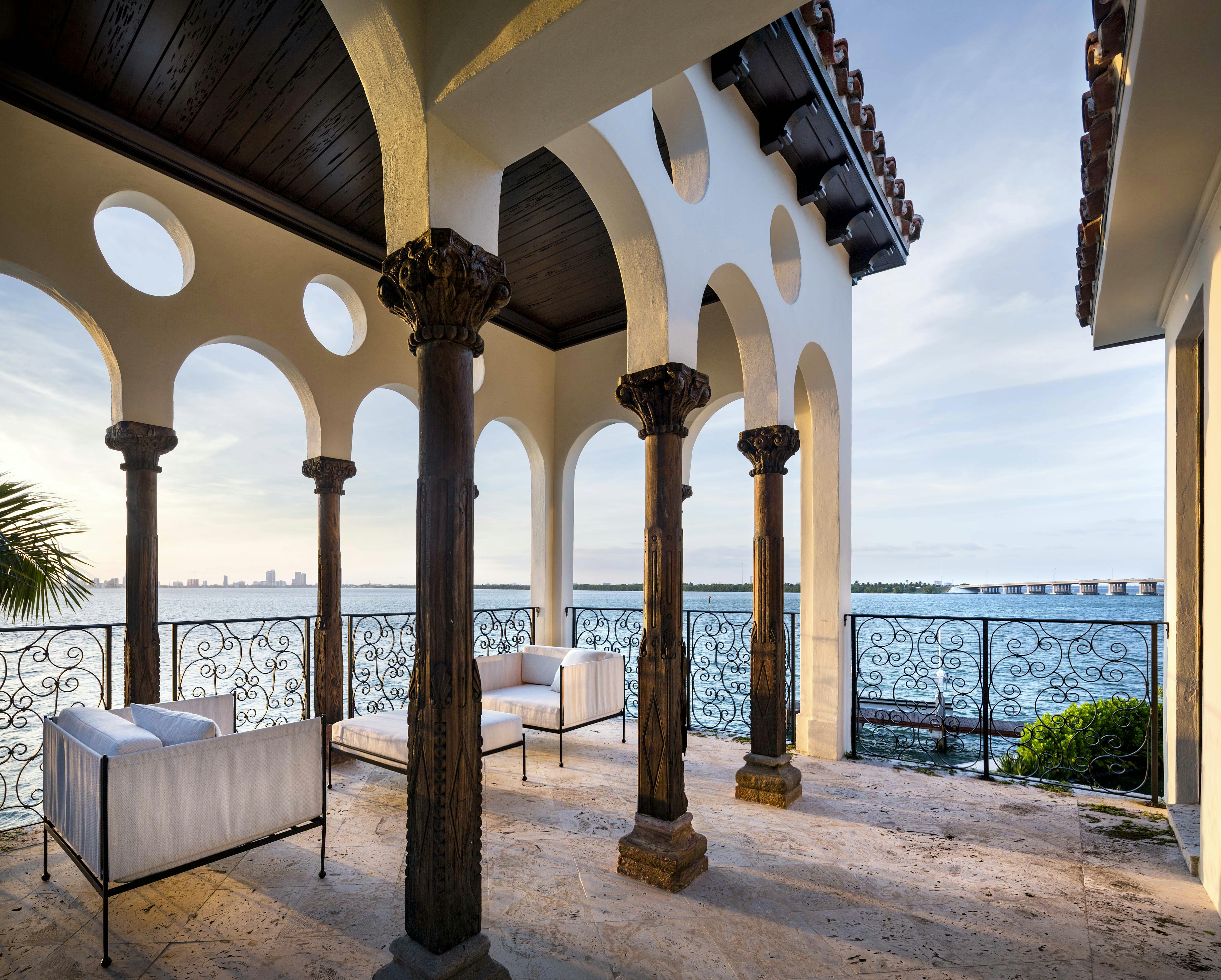 S Frances 131212 1392 A f