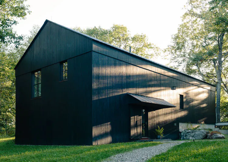 Flights of fancy new york hudson valley retreat extended content facade charred cedar